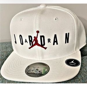Air Jordan Nike Pro Classics Legacy youth 1 Size Jumpman Snapback White Hat Cap